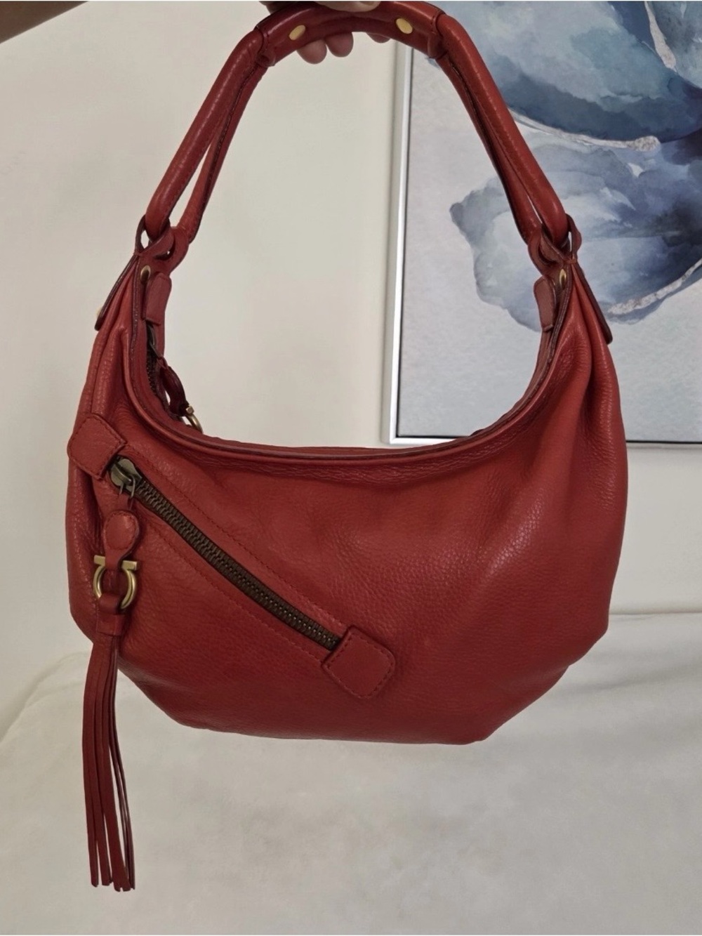 SALVATORE FERRAGAMO
Leather handbag